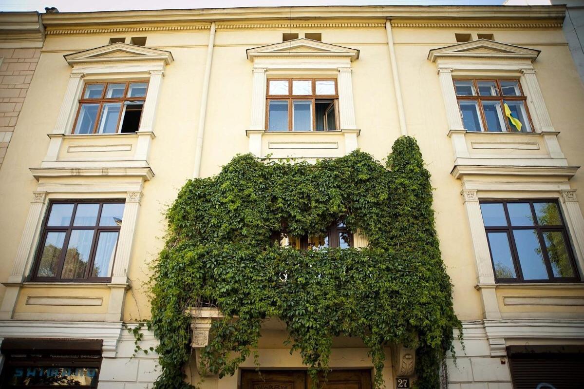 Hostel Europe-U Lviv Eksteriør billede