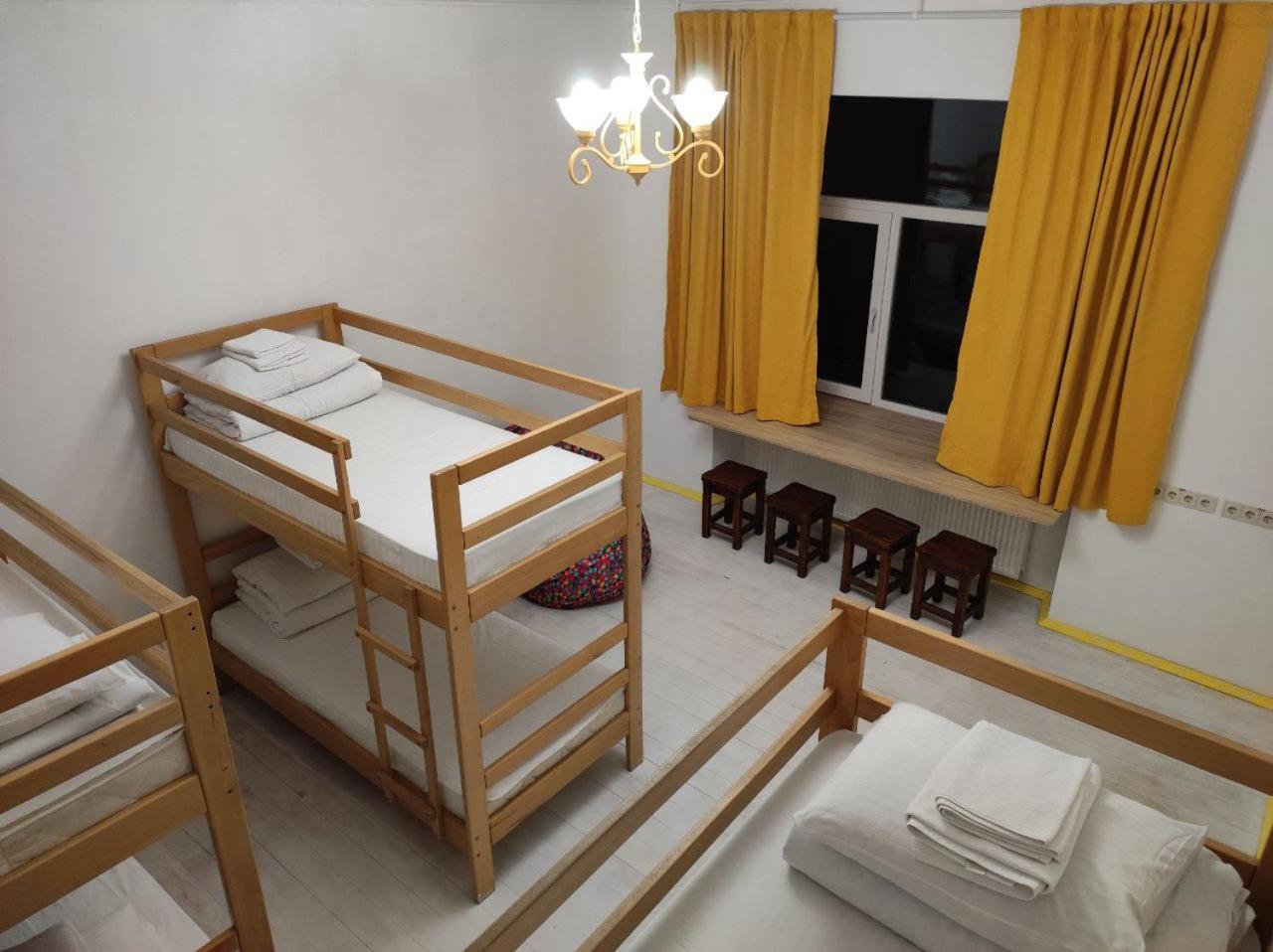 Hostel Europe-U Lviv Eksteriør billede