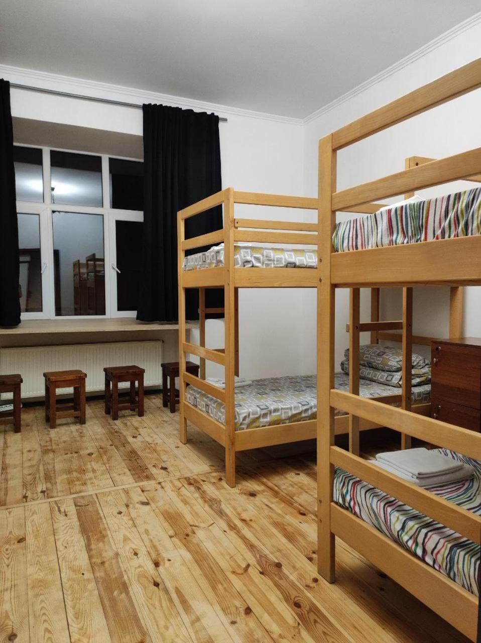 Hostel Europe-U Lviv Eksteriør billede