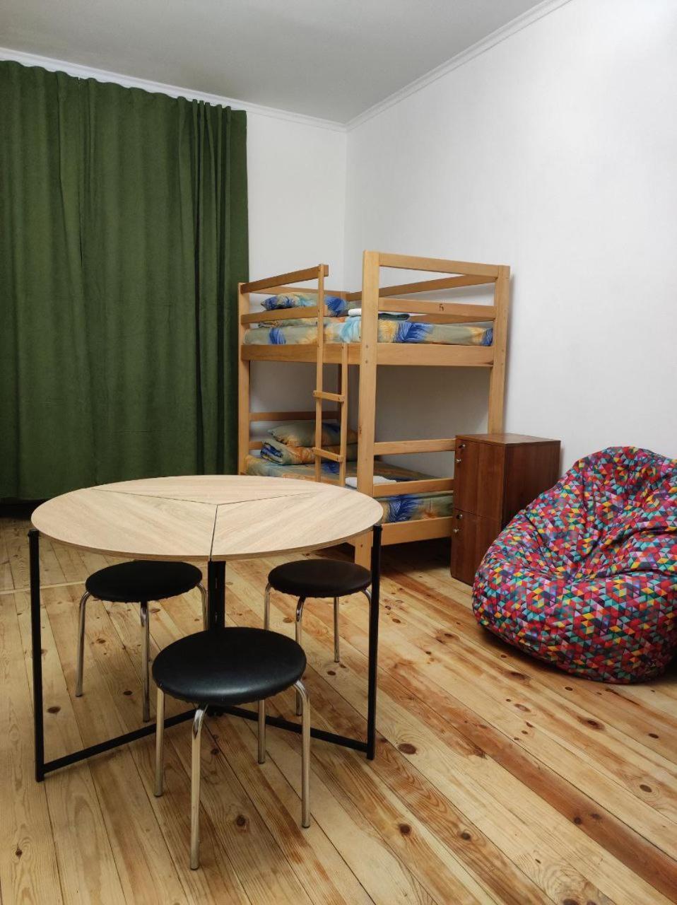Hostel Europe-U Lviv Eksteriør billede